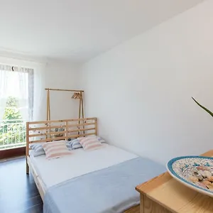 Casa Flora 3-minutes' Walk From The Ferienhaus Novigrad Istria